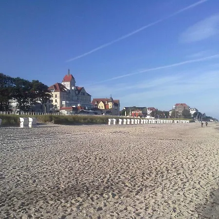 Waldesgrün Apartment *