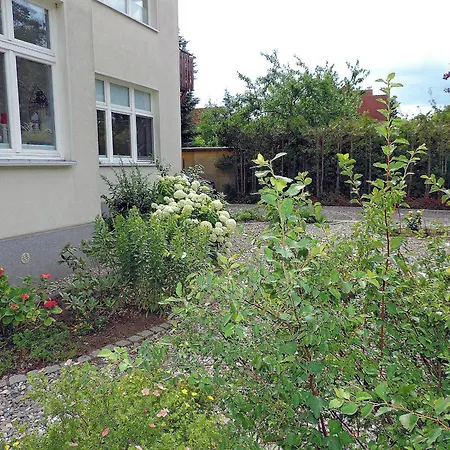 Waldesgrün Apartment *